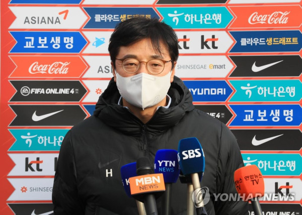 남자 23세 이하(U-23) 대표팀 황선홍 감독 (사진 출처: 연합뉴스)