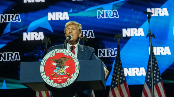 지난 2월 9일 펜실베니아 해리스버그에서 열린 NRA 회의에서 연설하는 트럼프 전 대통령 (사진 출처: www.fox4news.com 캡처)
