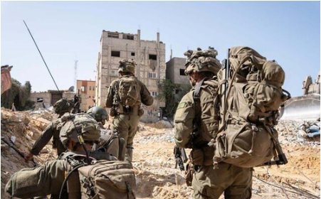 가자지구 남부 최대도시인 칸 유니스에서 작전 중인 이스라엘군 병사들 (사진 출처: 연합뉴스)