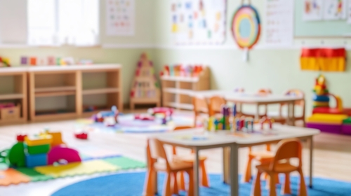 텍사스의 한 보육교사가 세 살짜리 남아를 물었다는 혐의로 중범죄로 기소됐다.[사진 출처: shutterstock]