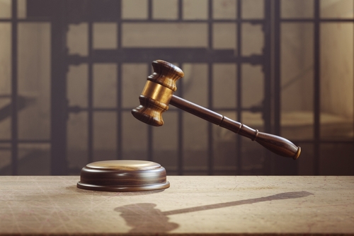 달라스에서 발생한 페이스북 마켓플레이스 살인 사건의 두 10대 가해자가 중형을 선고받았다.[사진 출처:shutterstock]