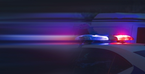 포트워스에서 길을 지나던 여성이 유탄에 맞아 숨지는 안타까운 사건이 발생했다. [사진 출처: shutterstock]