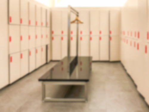 셀리나 독립학구의 전 교사이자 코치가 탈의실을 불법 촬영한 혐의로 기소됐다. [사진 출처: shutterstock]