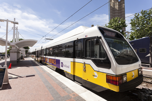 플래노 시가 내년 5월, DART 시스템 탈퇴 여부를 주민 투표로 결정하기로 했다.(사진 출처:Philip Lange / Shutterstock)