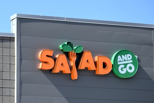 샐러드 체인 (Salad and Go)가 텍사스와 오클라호마 전역의 남은 매장을 모두 정리한다. [사진 출처: shutterstock]