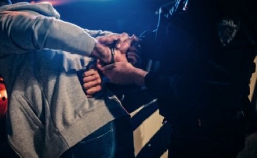 달라스에서 고교 미식축구 선수의 총격 사건이 발생해 지역 사회에 충격을 주고 있다. [사진 출처: shutterstock]