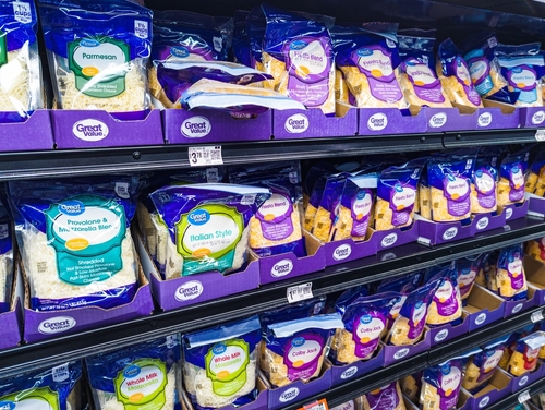 치즈 제품에서 금속 조각이 발견될 가능성이 제기되면서, 텍사스에서 대규모 리콜이 진행되고 있다. [사진 출처:shutterstock]