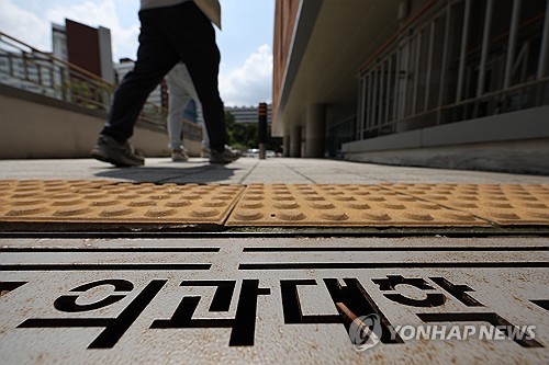 의대생 복귀가 현실화되면서 1년 5개월간 이어진 의정 갈등도 마침내 끝을 향하고 있다. 