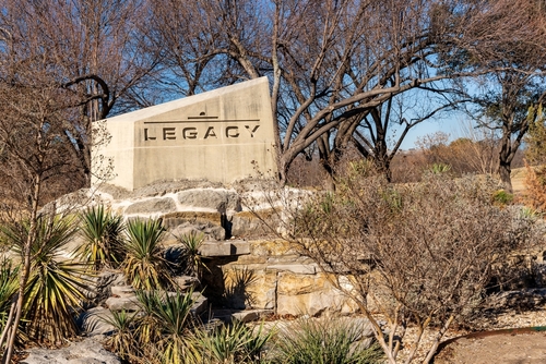 AT&amp;T 본사가 플래이노 레거시 웨스트 인근으로 사무 공간을 이전할 계획이다. [사진 출처: shutterstock]