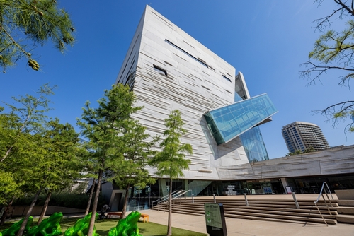 페롯 자연과학 박물관(Perot Museum of Nature and Science) [사진 출처: shutterstock]