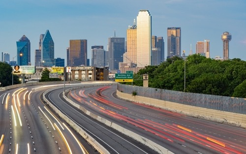 라스 도심 관통 I-30 확장… ‘캐년 프로젝트’ 착공 캐년 프로젝트의 기공식을 5일 개최했다. [사진 출처: shutterstock]