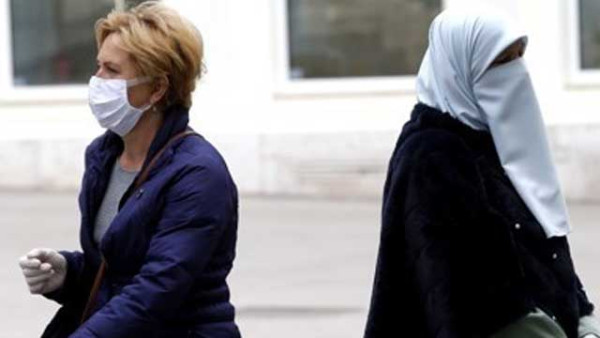 유럽연합 EU 최고법원이 역내 정부·공공기관에서 히잡 등 종교적 상징물 착용을 금지한 조처가 적법하다고 판결했다.