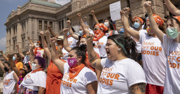 연방대법원이 텍사스의 새 낙태 금지법에 대해 다음달 1일 변론을 청취한다.