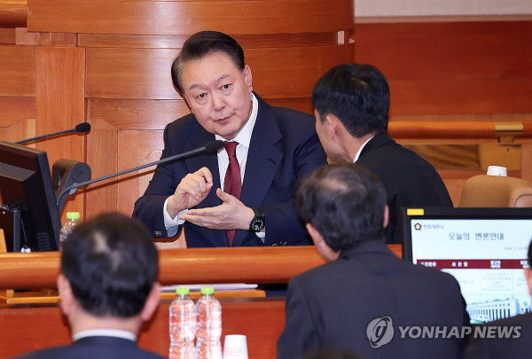 검찰이 윤석열 대통령의 구속 기간 연장을 거듭 법원에 신청했지만 불허됐다.