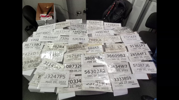 최근 텍사스에서 가짜 자동차 임시 번호판 사용이 극성을 부리고 있다. (사진 출처: NBC5)