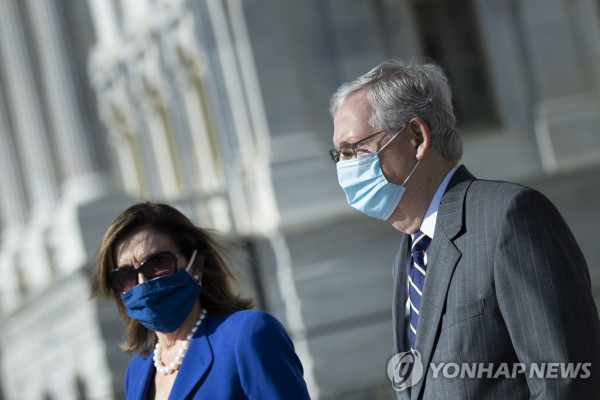 조 바이든 대통령 당선 예정인이 민주당 상하원수장들과 코로나19  부양안에 대한 논의를 벌였