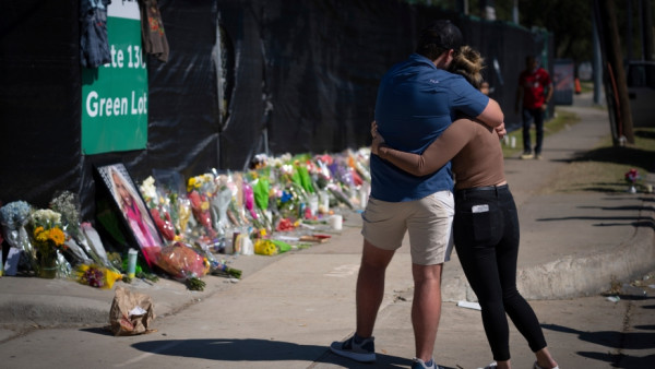 휴스턴에서 열린 아스트로월드 뮤직 페스티벌 압사 사고 사망자 수가 9명으로 늘었다. (사진 출처: AP / KTLA)
