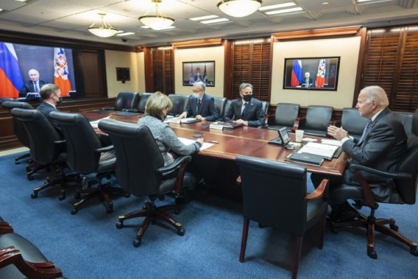 조 바이든 대통령과 블라디미르 푸틴 러시아 대통령이 정상회담을 가졌다. (사진 출처: 백악관 / AP)