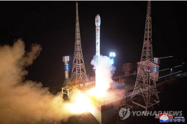 2023.11.22 북한 정찰위성 발사 장면 (사진 출처: 연합뉴스)