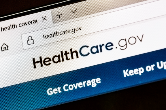 연방 정부가 운영하는  HealthCare.gov.