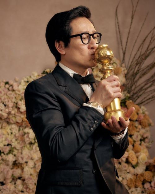 키 호이 콴 (사진 출처: Golden Globe Awards 트위터)