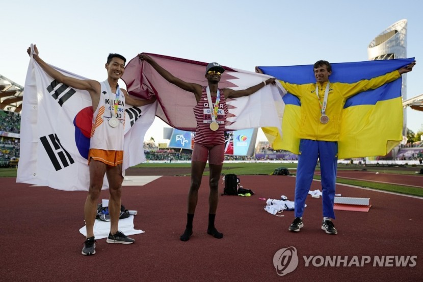 남자 높이뛰기 메달리스트 (사진 출처: 연합뉴스)