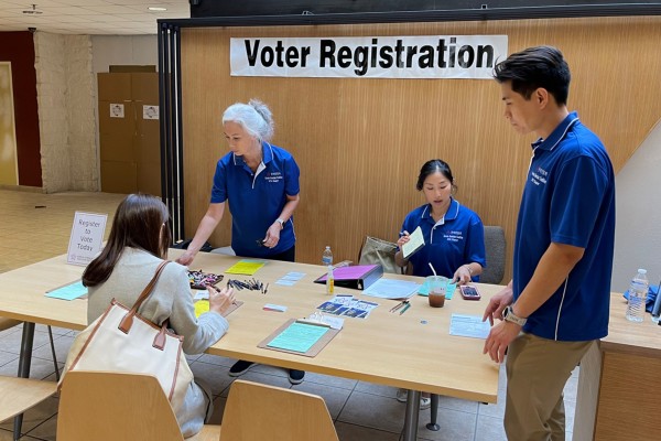 이날 유권자 등록 행사를 통해 50여명의 한인들이 등록을 마쳤다.