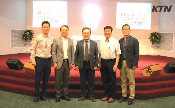 홍장표·기영렬·박상원·김형민·한충희 목사(왼쪽부터)가 지난 9일 기드온 동족선교회 세미나에 참석했다.